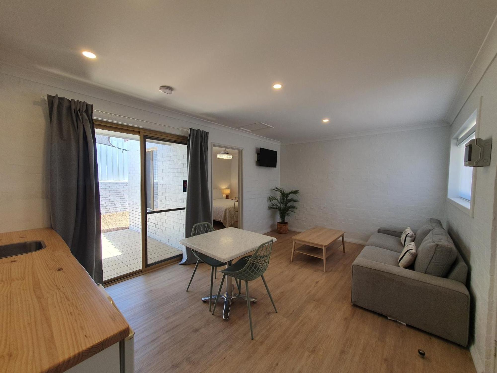 The African Reef Geraldton Exterior photo