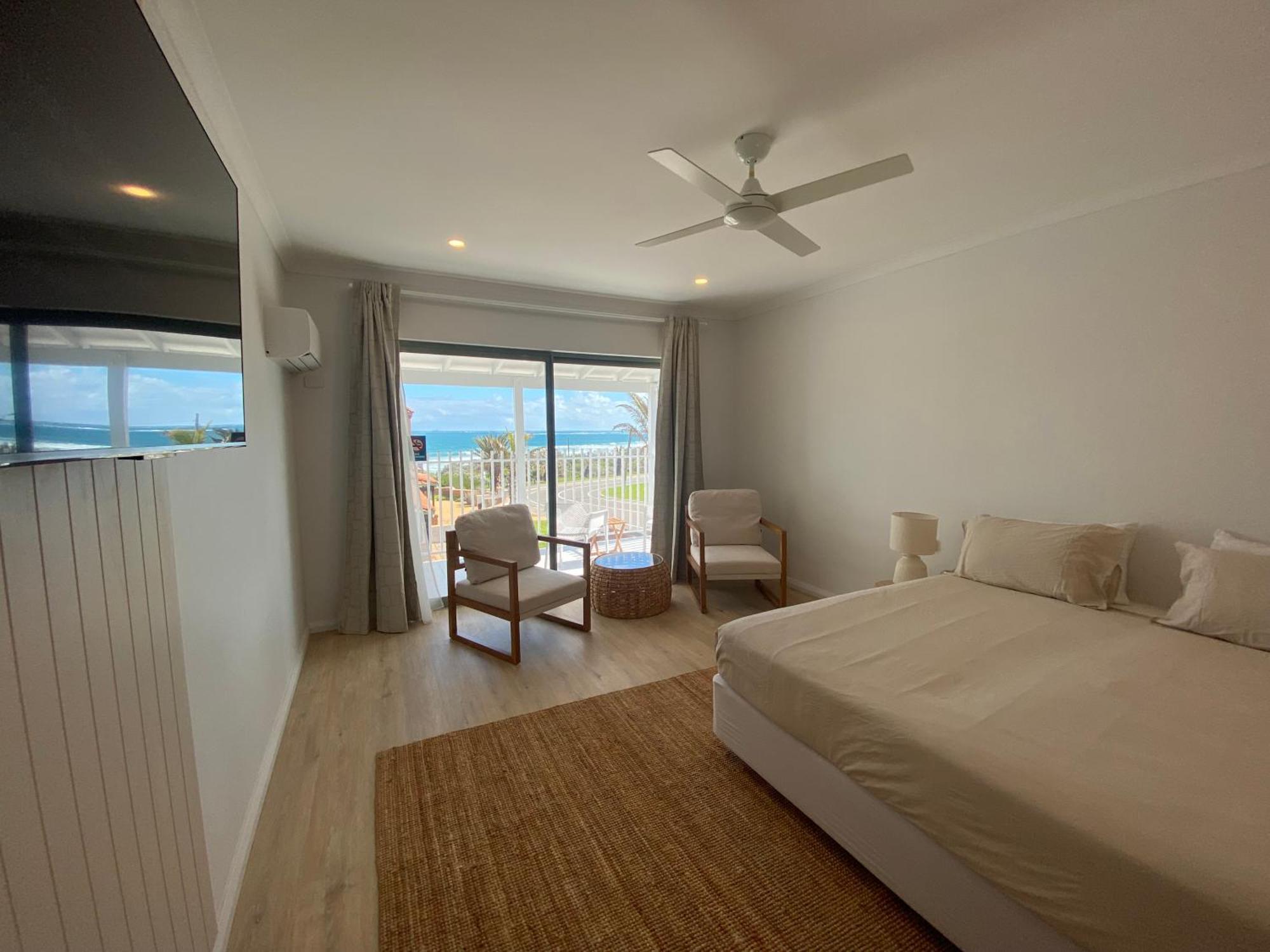 The African Reef Geraldton Exterior photo
